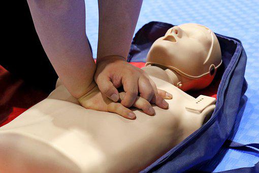 cpr-5807848__340.jpg